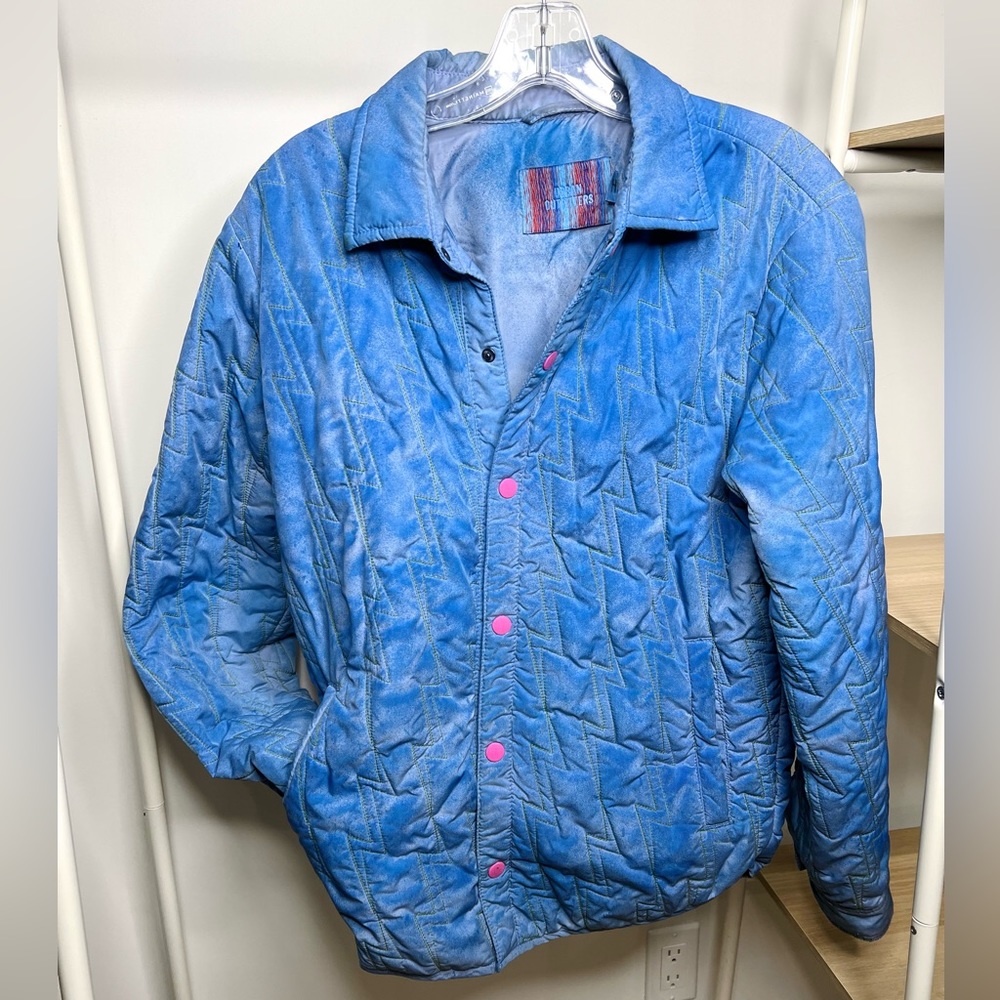 Urban Outfitters blue lightning bolt quilted shirt jacket, size S